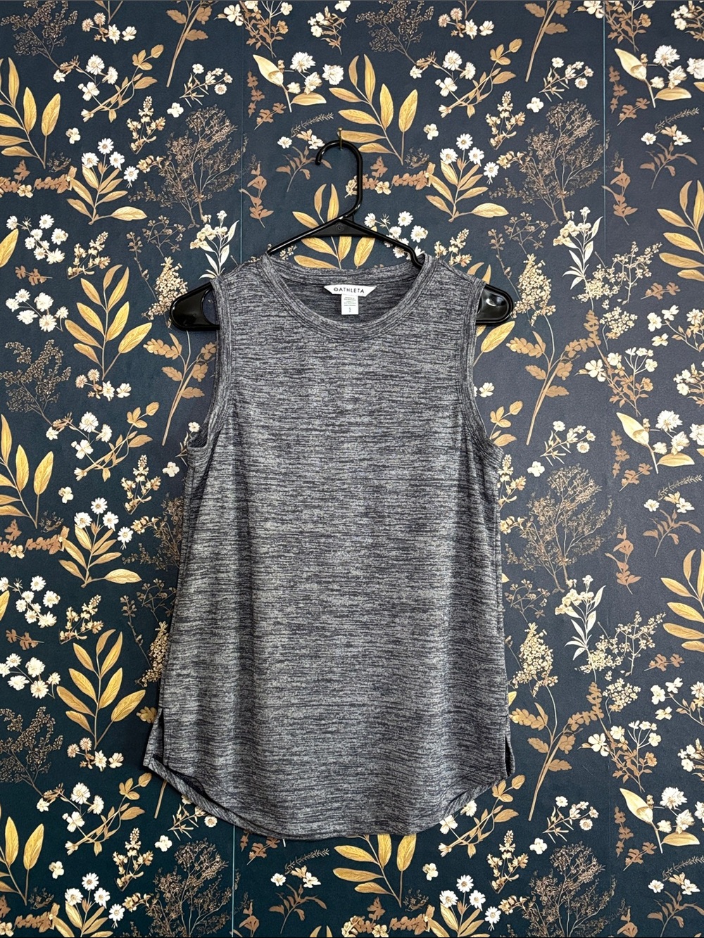 Athleta Gray Heathered Performance Tank Size S